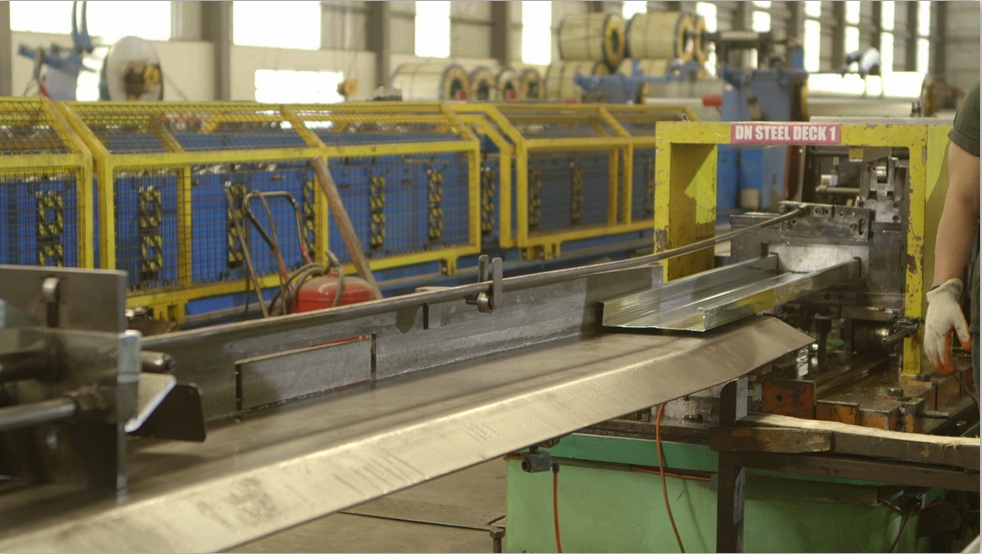 DN Steel Deck 1 Roll forming machine